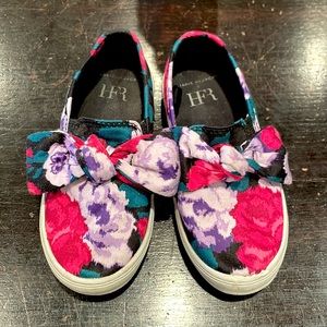 Janie and Jack girls size 9 slip on shoes floral with bow